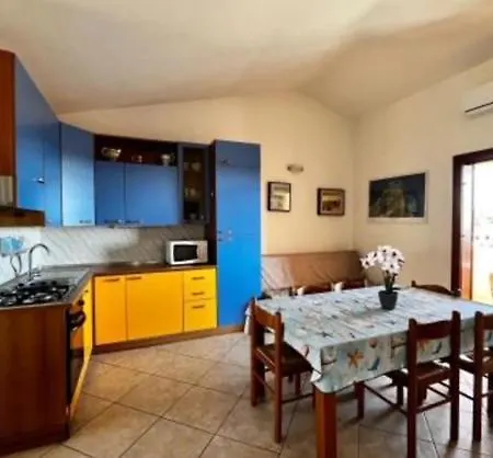 Davidhouse San Teodoro Tatil Evi