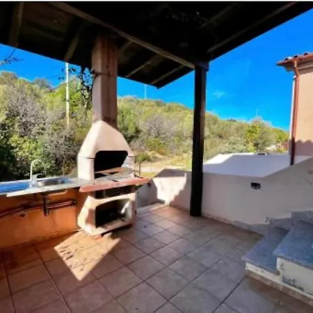 Davidhouse San Teodoro Tatil Evi *